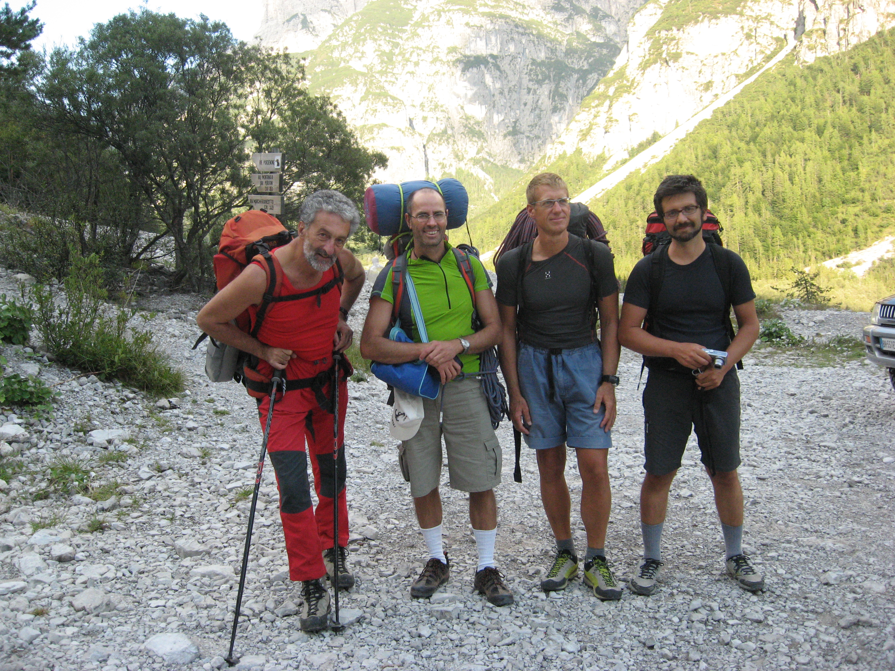 Foto 1 – La squadra che ha effettuato le misure, da sinistra: L. Sirovich, F. Pettenati, M. Giorgi, S. Picotti.